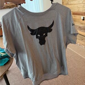 Under Armour Gray Short-Sleeve Tee with Black Bull Logo